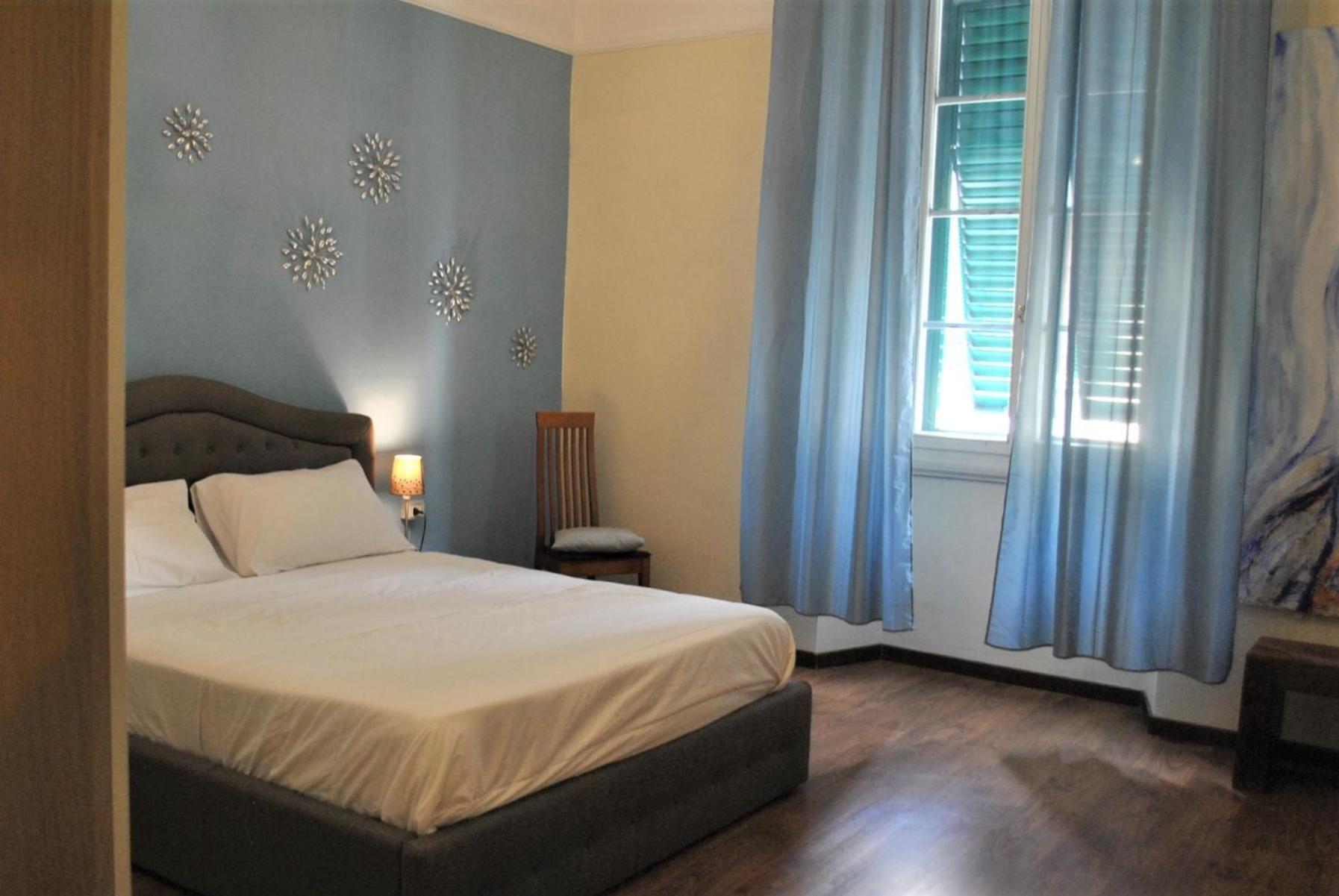 Palazzo Guasti Appartamento Guido ปาล์มเดดเซิร์ท ภายนอก รูปภาพ